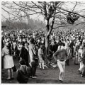 How Does Fashion Reflect History? A Comprehensive Look